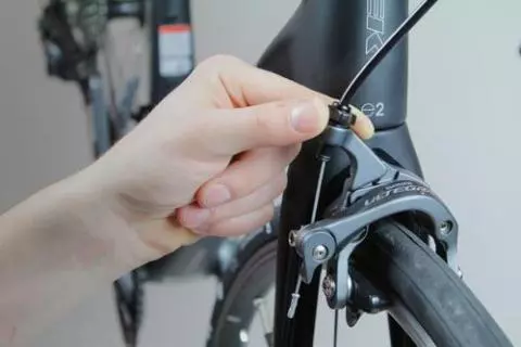 Hoe stel ik rem van fiets